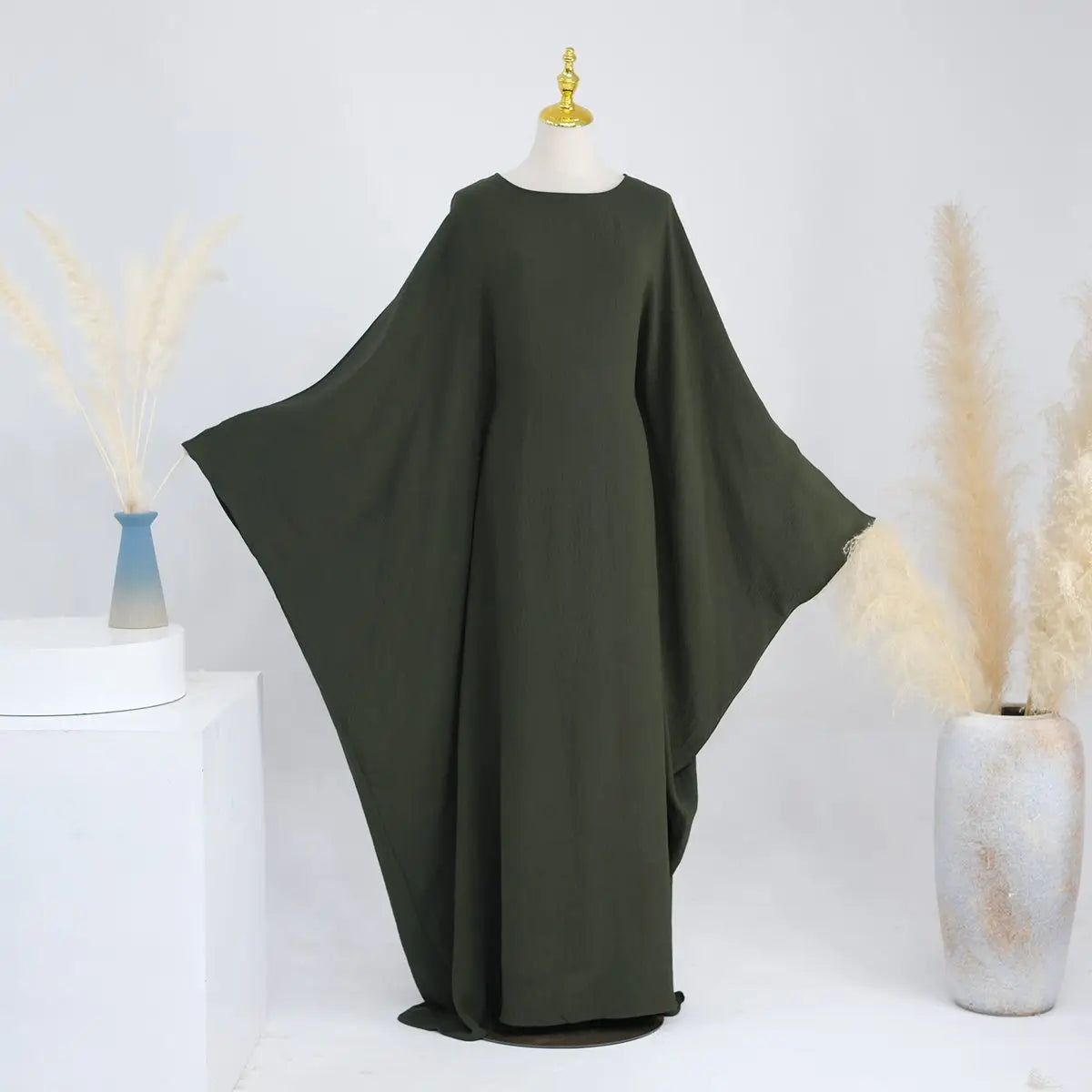 Wrinkle Fabric Batwing Sleeve Farasha Abaya Dress With Inner Belt