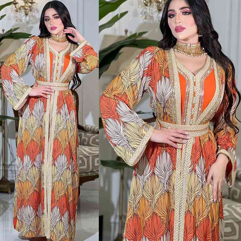 طقم من قطعتين من جلابية قفطان مطبوعة مرصعة بأحجار الراين مع بطانة داخلية