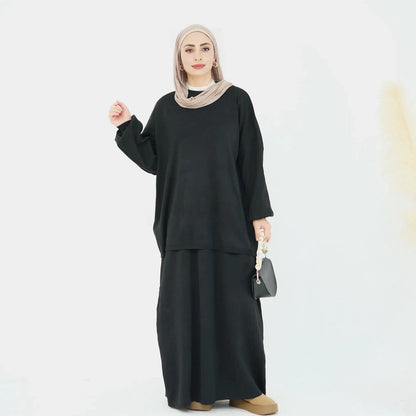 طقم ملابس محتشمة لفصل الشتاء والخريف مكون من قطعتين، يتكون من بلوزة محبوكة وتنورة