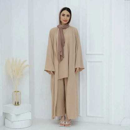 طقم 3 قطع، يتكون من بلوزة بدون أكمام وبنطلون وبدلة مع عباية مفتوحة للنساء المسلمات