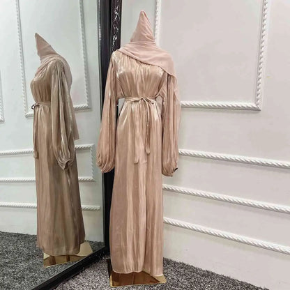 فستان عباية مفتوح بأكمام منفوخة مع وشاح حجاب من دبي
