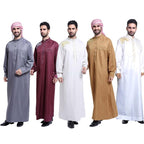ثوب عربي للرجال من الشرق الأوسط