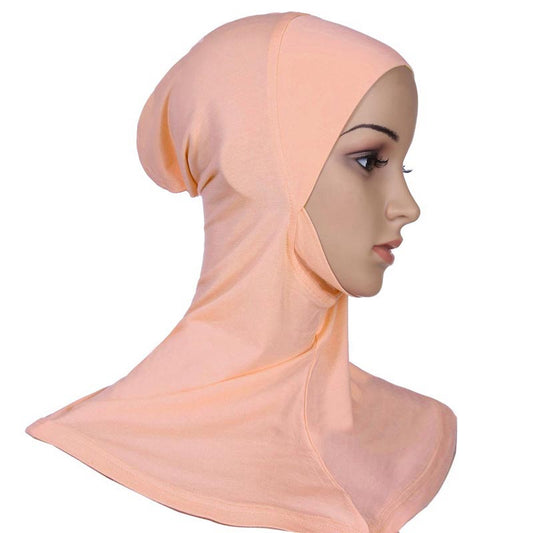 نساء مسلمات يرتدين الحجاب الداخلي